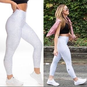 P’TULA Desa’ree II Swift Performance Size M High Rise 23” Glistening White